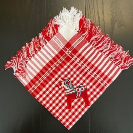 servett röd vit rutig dalahäst picknick servett lantlig