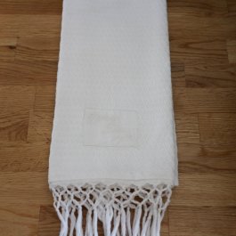 gårdsromantisk kökshandduk vit våfflad handduk med fransar  lantlig stil